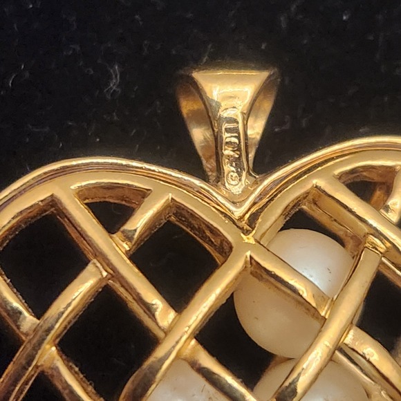 Vintage Goldtone Heart Pendant Lot Mixed Materials And Styles - Picture 5 of 13